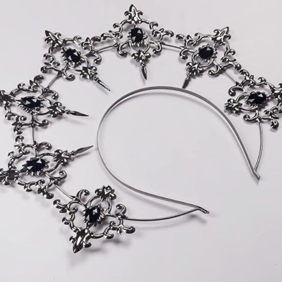 NEW! Gothic Crown - Picture 6 of 7
